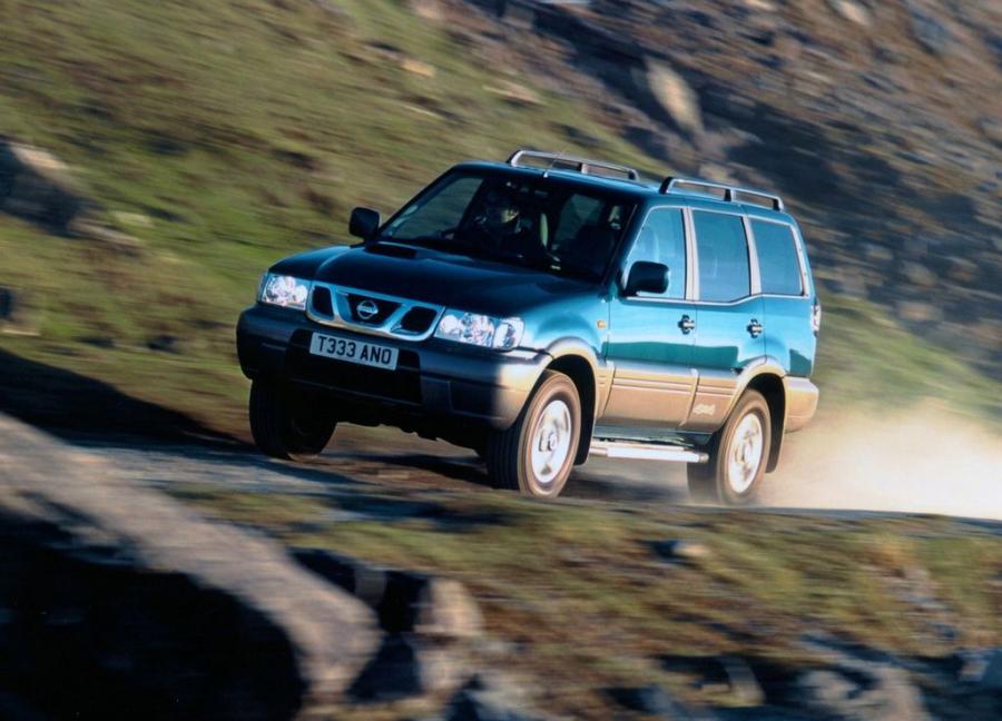  Nissan Terrano II 5-Door 1999 года  (UK) (фото 7 из 9)